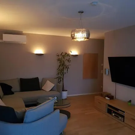 Lovely Condo * دوسلدورف
